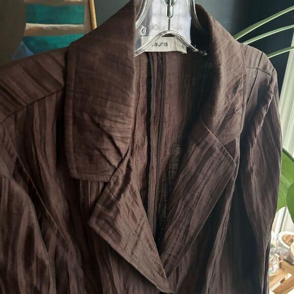 Elegant Brown Blazer for Women 10 - Picture 8 of 11